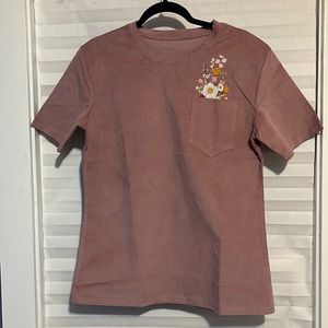 Velvet pink floral pocket tee